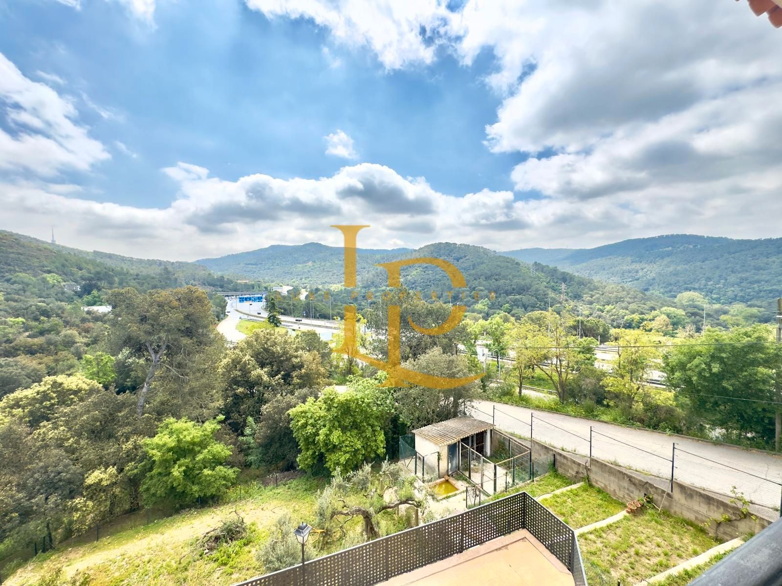 Exterior view of House or chalet for sale in Sant Cugat del Vallès  with Heating, Private garden and Terrace