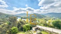 Vista exterior de Casa o xalet en venda en Sant Cugat del Vallès amb Calefacció, Jardí privat i Terrassa