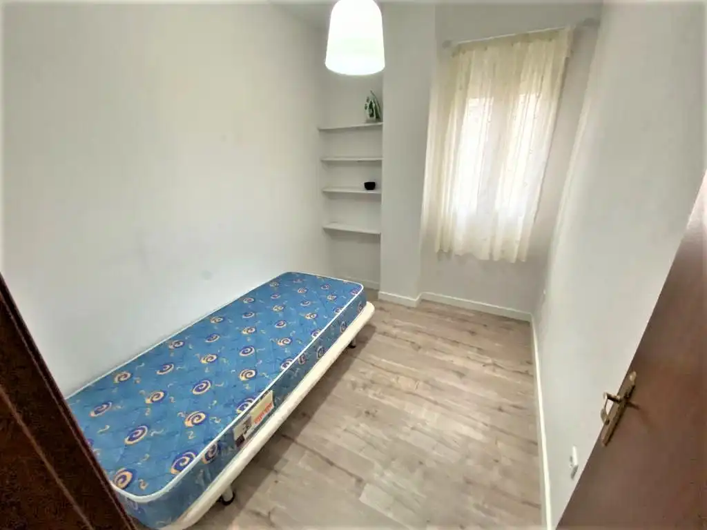 Habitación de Piso de alquiler en Cáceres con Amueblado