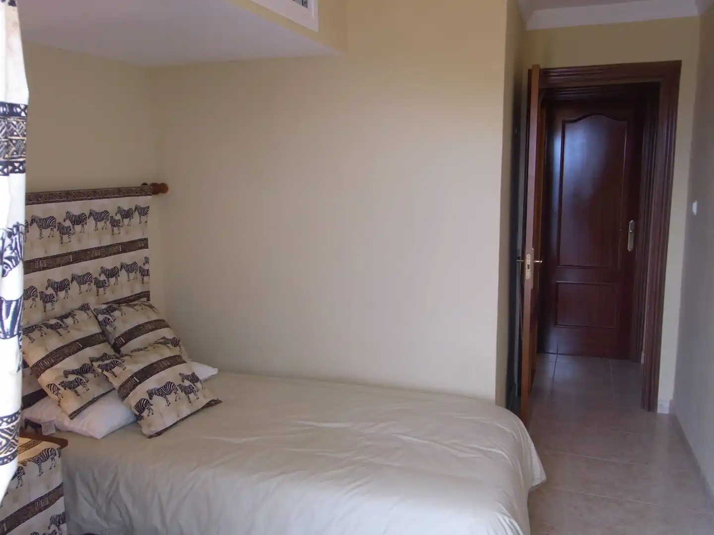 Habitación de Ático en venta en Benaocaz con Terraza, Amueblado y Balcón