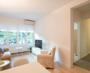 Living room of Flat to rent in  Barcelona Capital  with Air Conditioner, Heating and Furnished