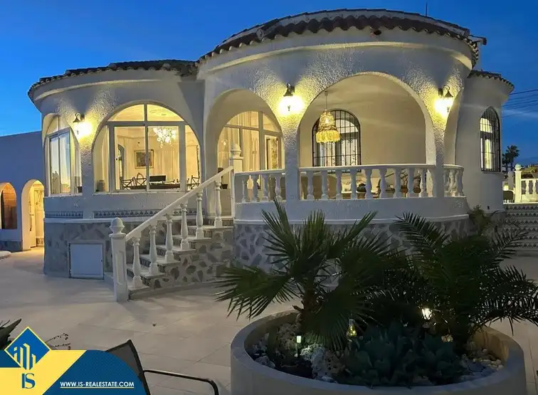 Detached house with pool for sale in Zona Carrefour - Urbanizaciones, imagen 2