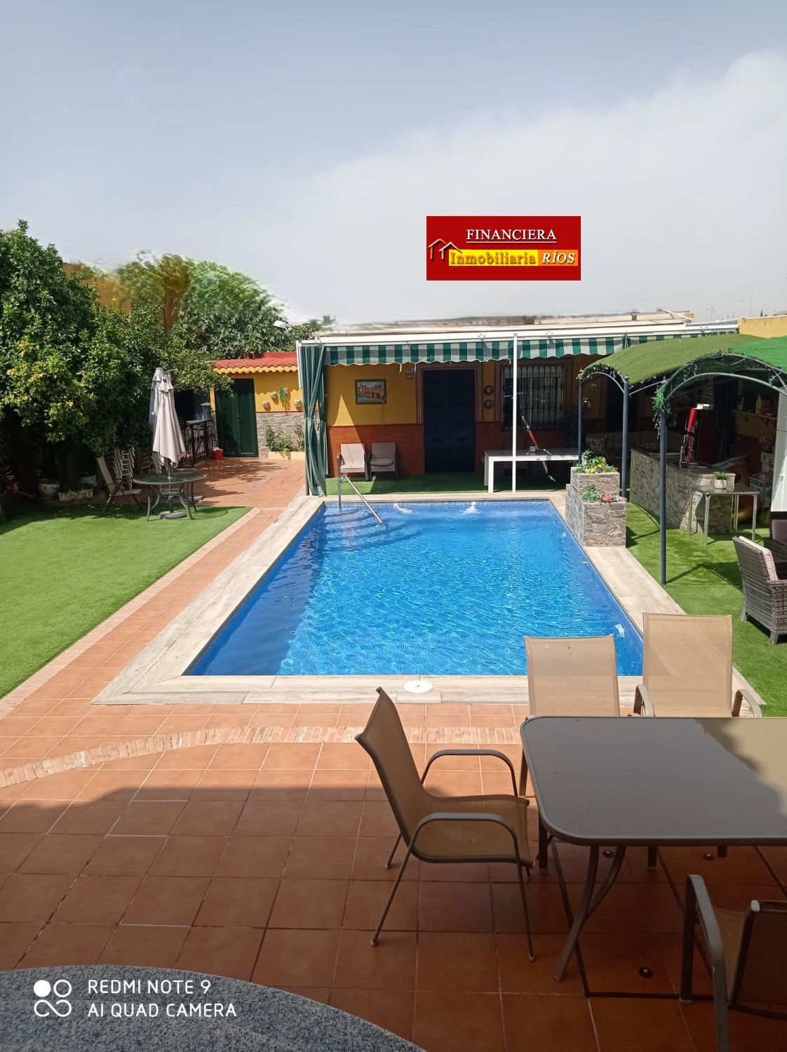 Swimming pool of House or chalet for sale in Alcalá de Guadaira  with Air Conditioner and Swimming Pool