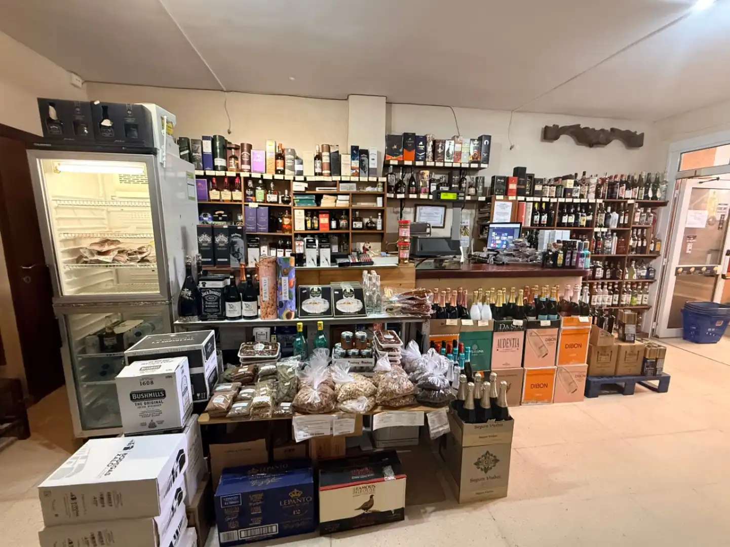 Local en venda a Pinar del Advocat - Cometa