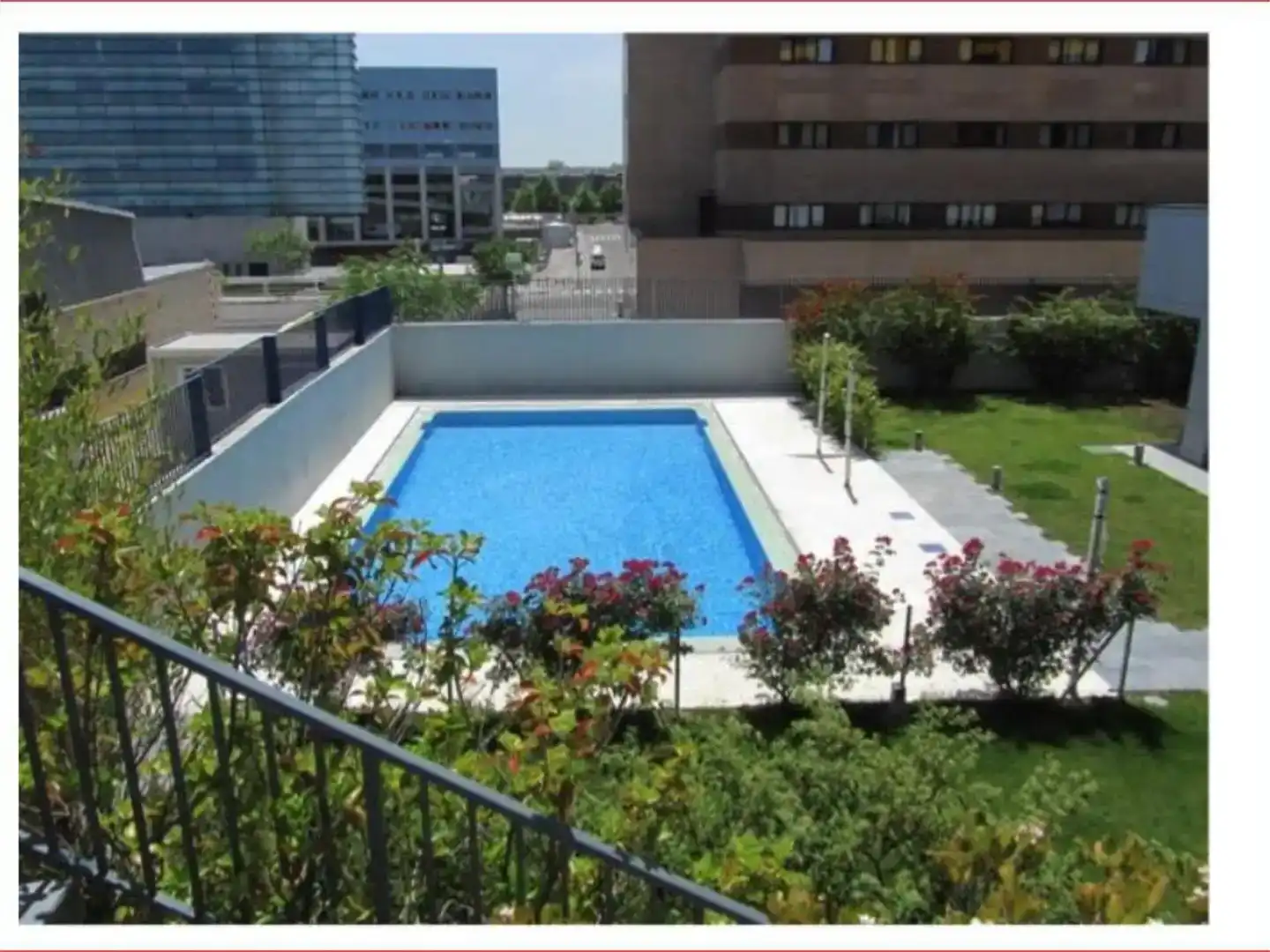 Piscina de Loft en venda en Madrid amb Aire condicionat, Jardí privat i Piscina
