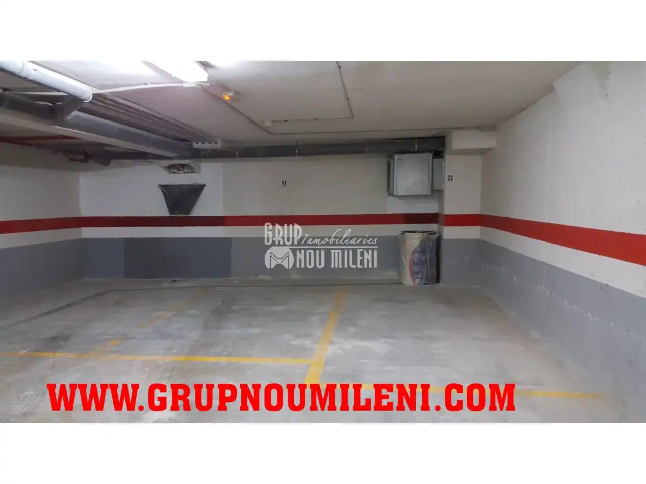 Parcheggio con ascensore in vendita a Calle PALLETER