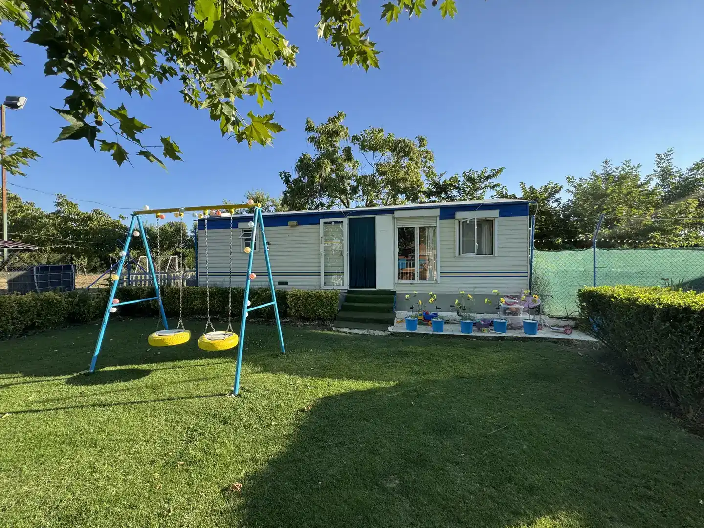 Vista exterior de Finca rústica en venda en Grijota amb Jardí privat, Traster i Piscina