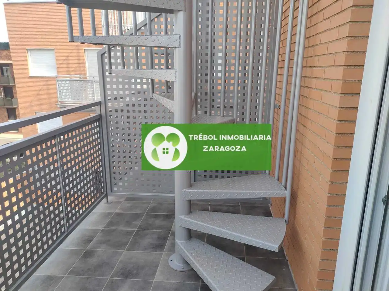 Terraza de Piso en venta en Cadrete con Aire acondicionado, Calefacción y Terraza