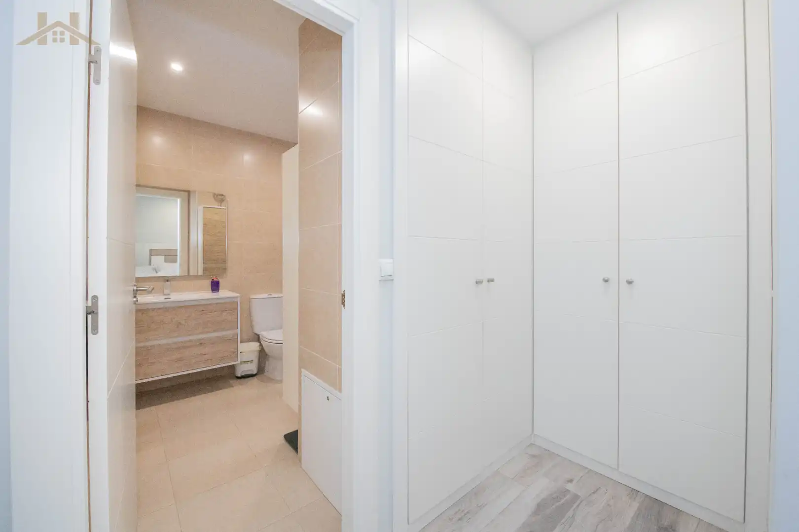 Baño de Casa adosada en venta en Rivas-Vaciamadrid con Aire acondicionado, Jardín privado y Piscina