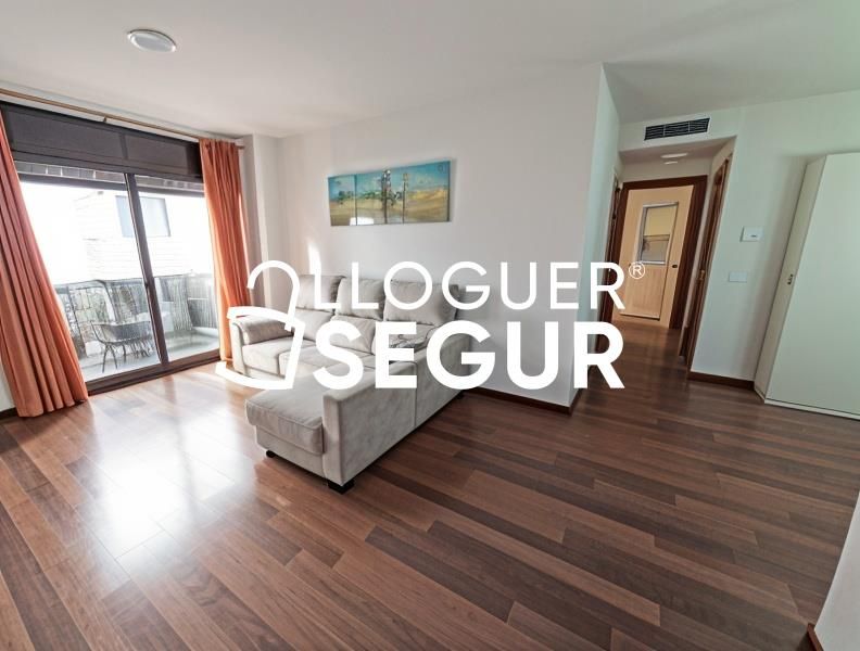 Sala d'estar de Pis de lloguer en Terrassa amb Calefacció i Moblat