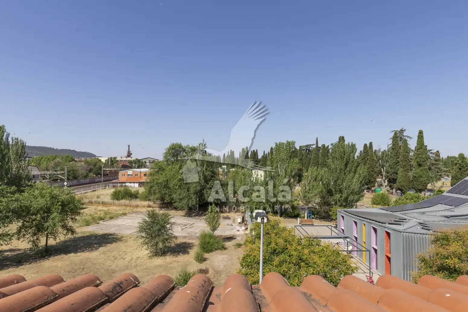 Garden of Houses for sale in Alcalá de Henares  with Air Conditioner, Heating and Parquet flooring