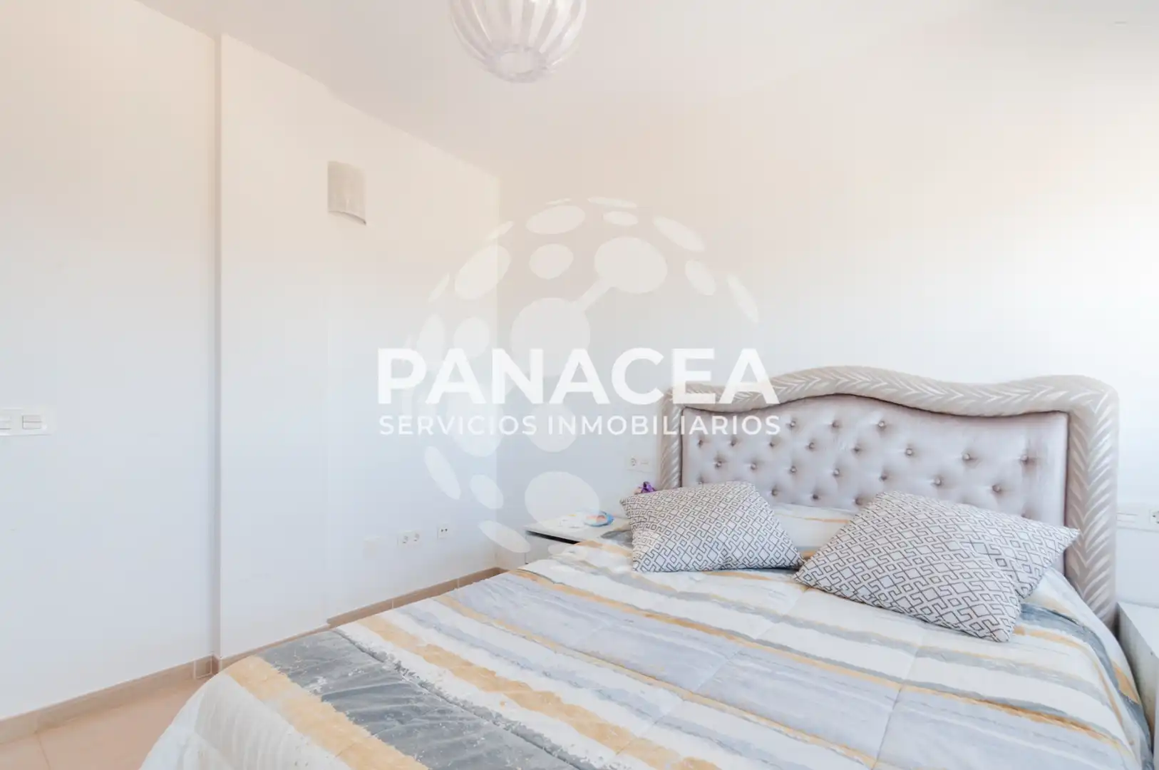 Habitación de Piso en venta en Roquetas de Mar con Amueblado, Horno y Lavadora