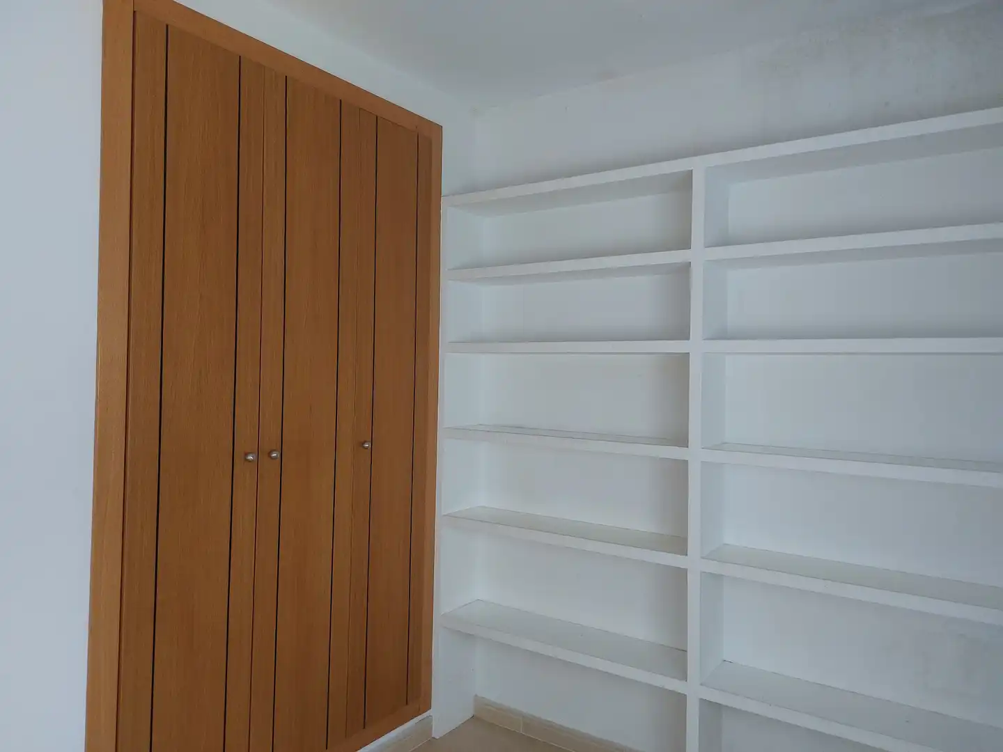 Dormitori de Apartament en venda en Moncofa amb Calefacció, Terrassa i Moblat