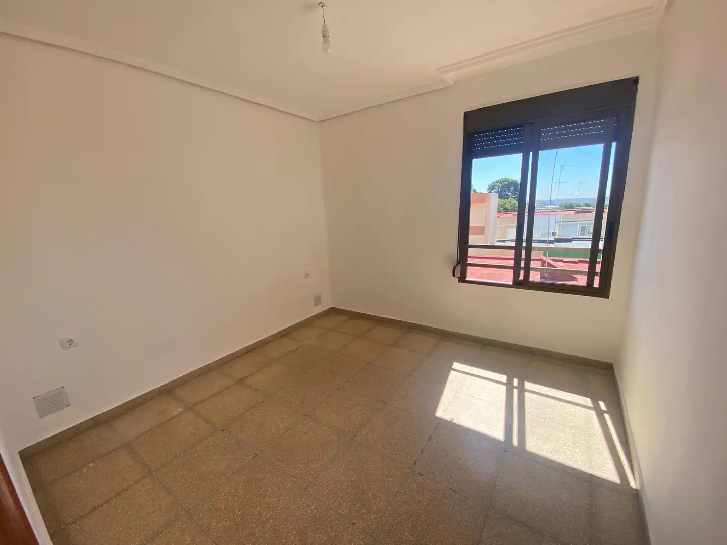 Piso en venta en Godella con Balcón