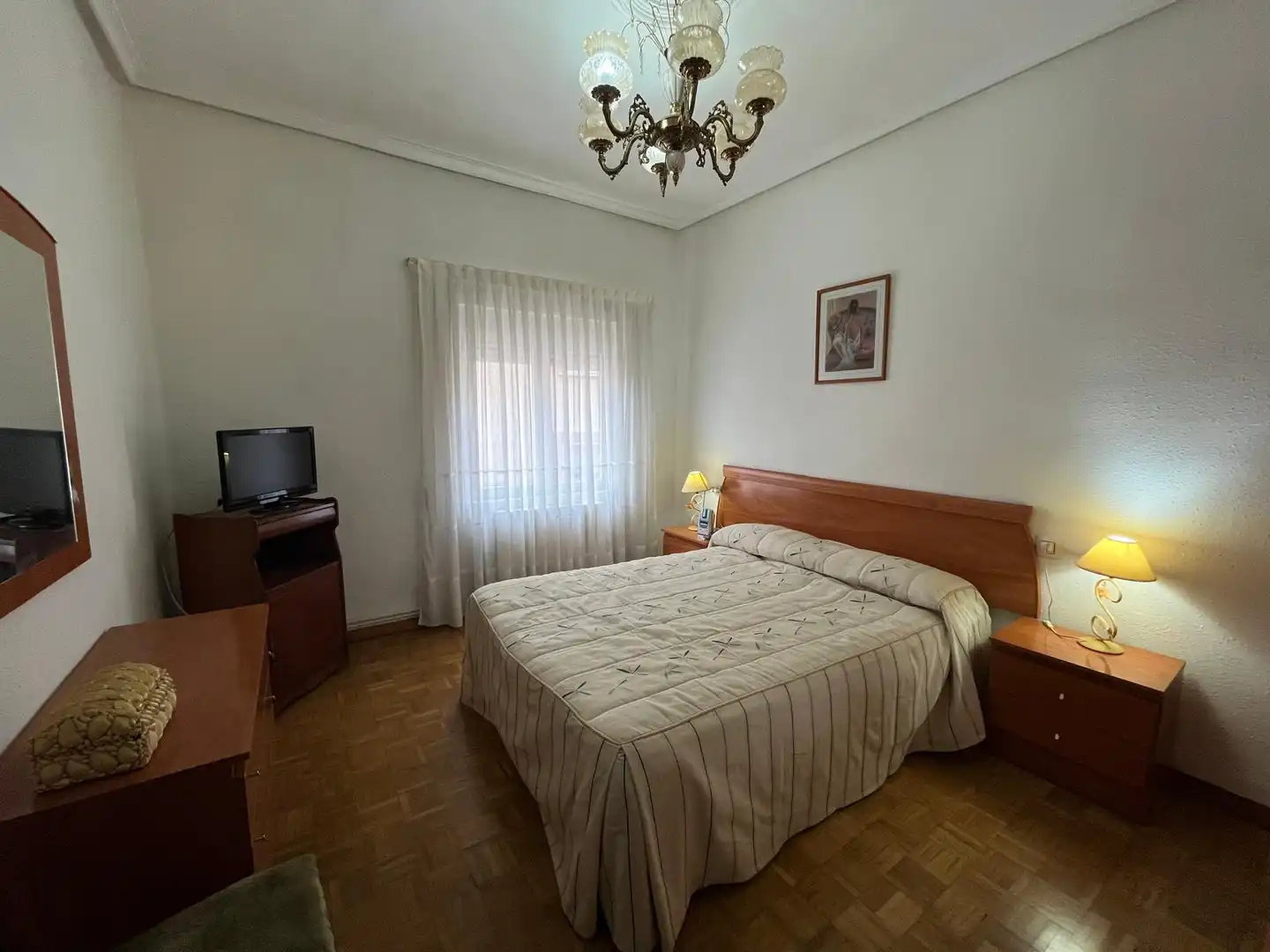 Habitación de Piso de alquiler en Valladolid con Calefacción, Amueblado y Horno