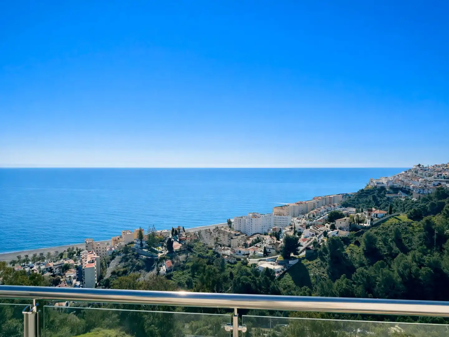 Außenansicht von Dachboden zum Verkauf in Almuñécar mit Klimaanlage, Terrasse und Schwimmbad