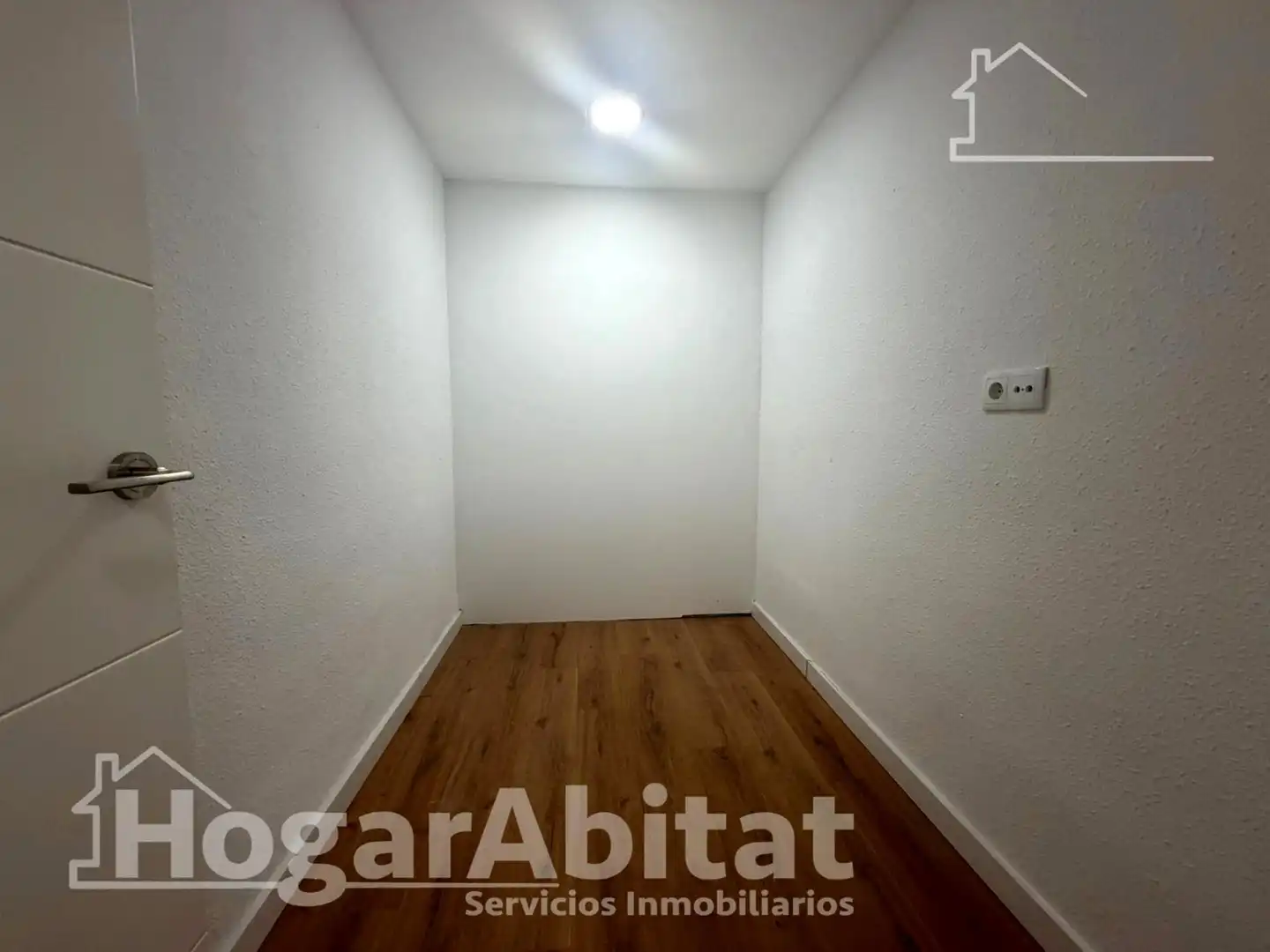 Habitación de Piso en venta en Llíria con Aire acondicionado y Balcón