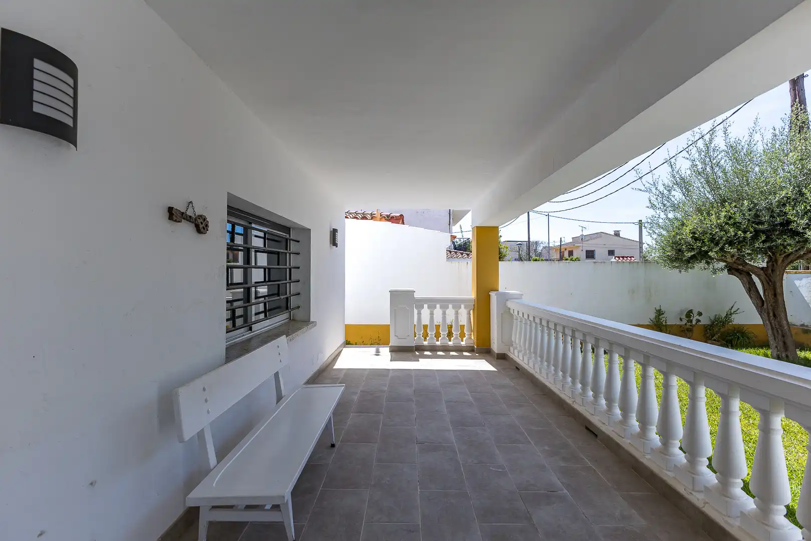 Terrassa de Casa adosada en venda en Cubelles amb Aire condicionat, Calefacció i Jardí privat