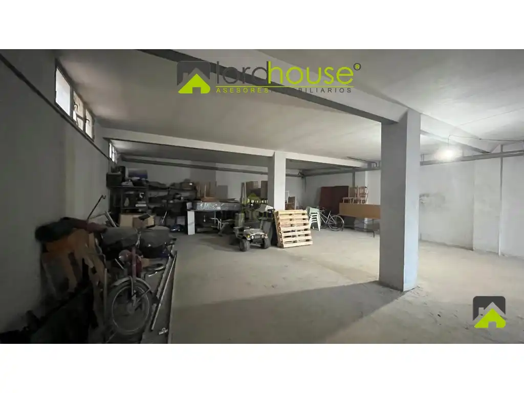 Nave industrial en venta en Lorca