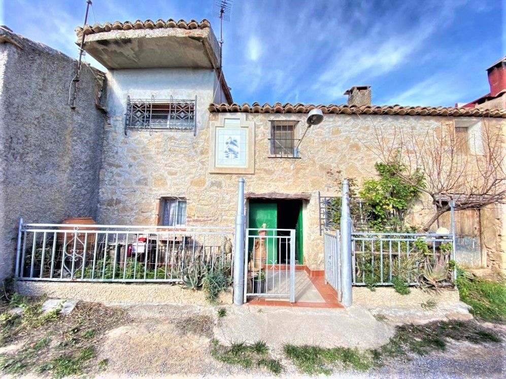 Vista exterior de Finca rústica en venda en Andilla amb Terrassa i Traster