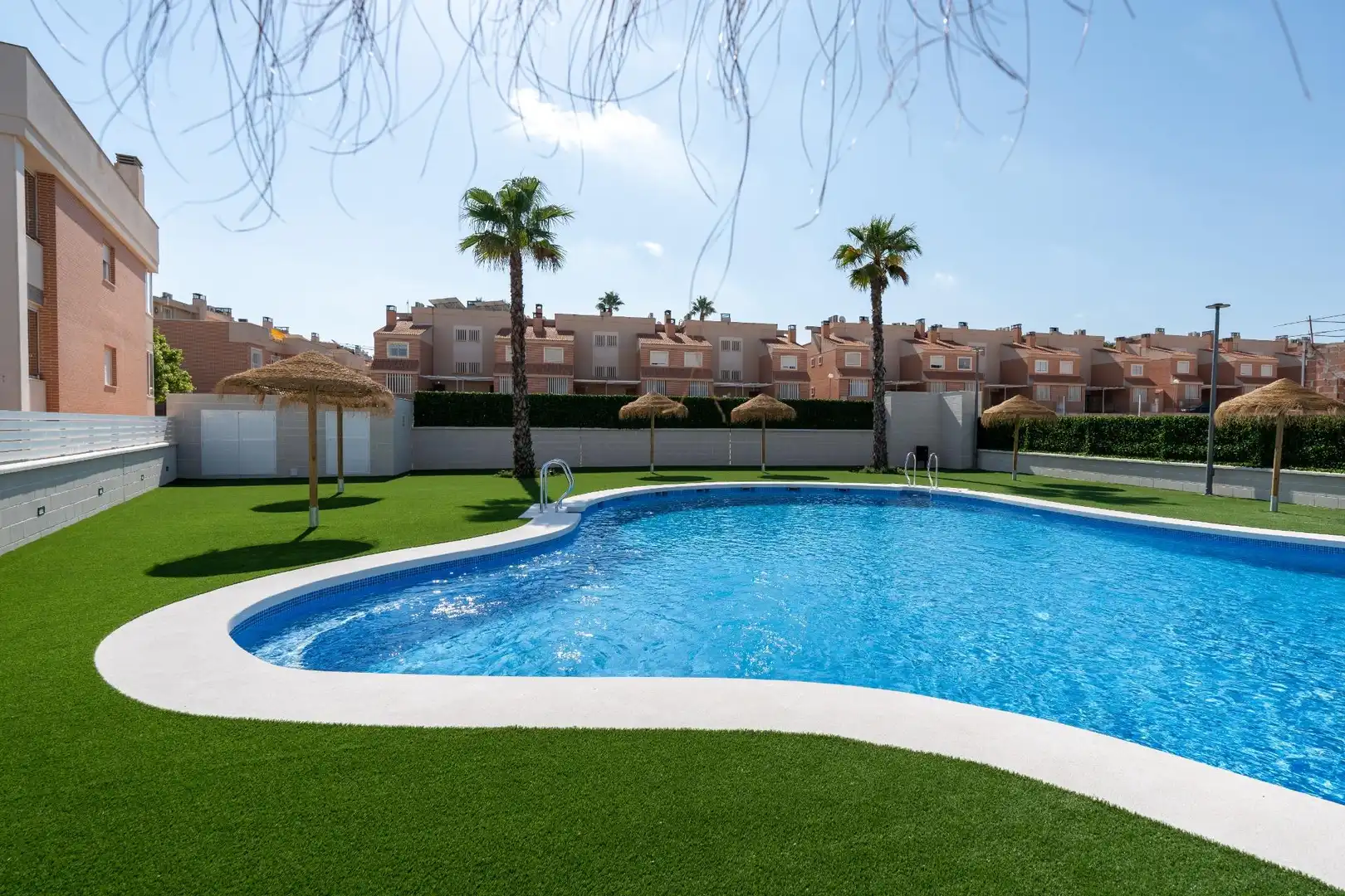 Piscina de Casa adosada en venta en Santa Pola con Aire acondicionado, Jardín privado y Terraza