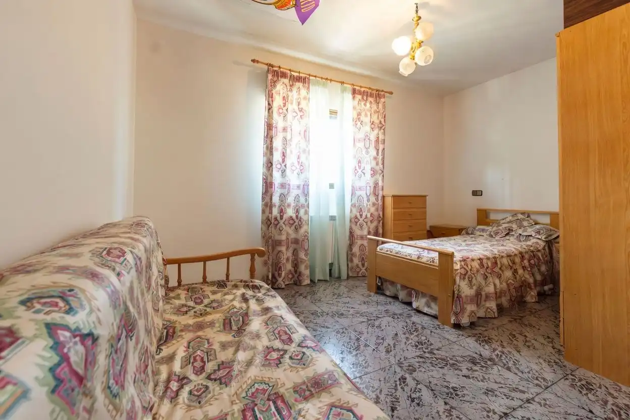 Habitación de Casa o chalet en venta en Hontoba con Calefacción, Jardín privado y Terraza