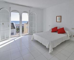 Dormitori de Casa adosada en venda en Manilva amb Aire condicionat, Terrassa i Piscina