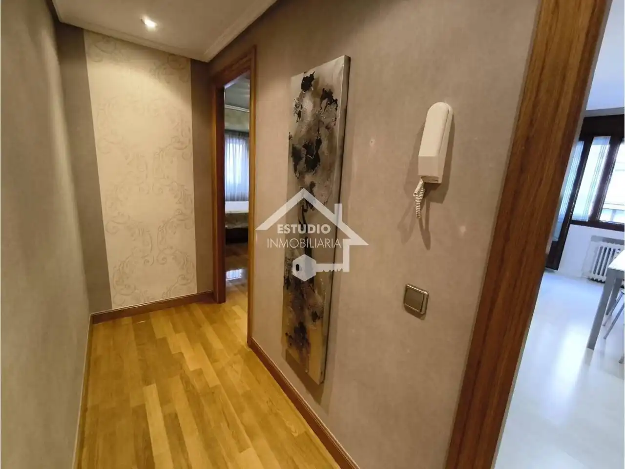 Piso con terraza en venta en Calle Belchite, imagen 77
