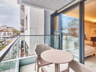 Apartament amb balcó en venda a Avenida Avenida de los Condes de San Isidro