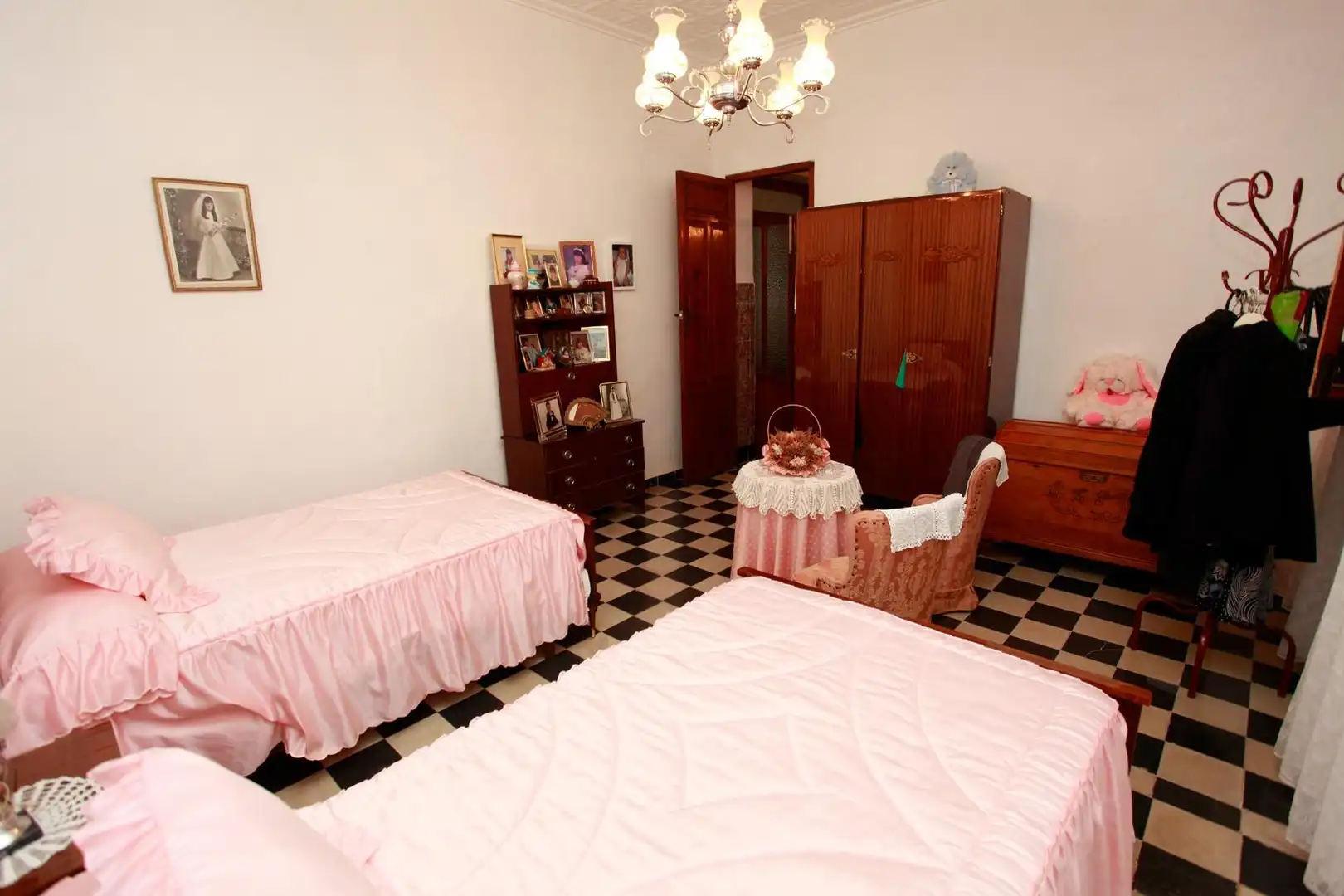 Dormitori de Casa o xalet en venda en Cartagena amb Terrassa i Traster