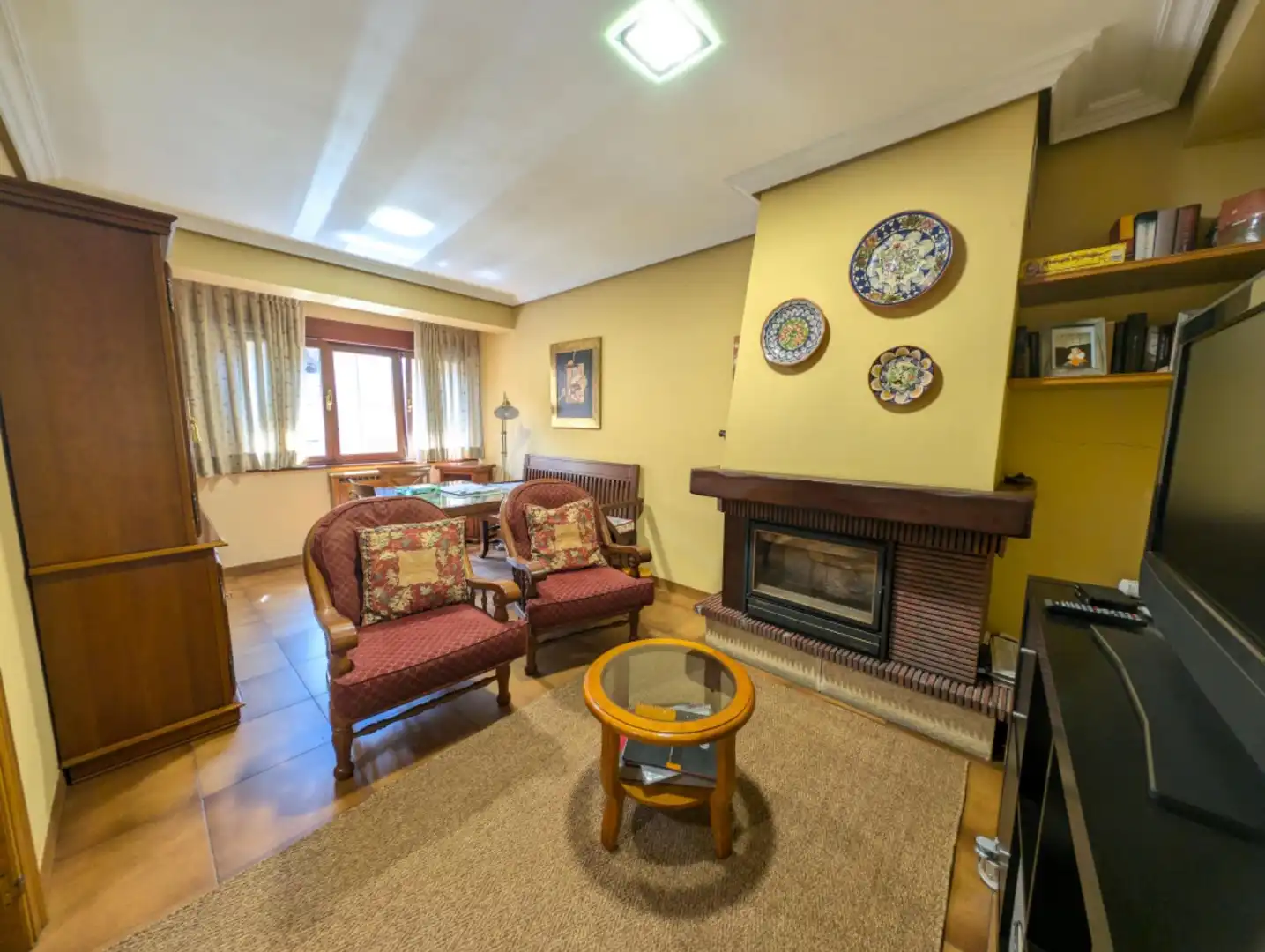 Sala d'estar de Casa o xalet en venda en Aller amb Calefacció, Jardí privat i Terrassa