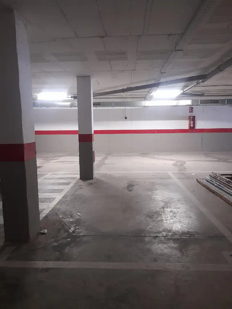 Parking de Dúplex en venta en Arcos de la Frontera con Aire acondicionado, Terraza y Trastero
