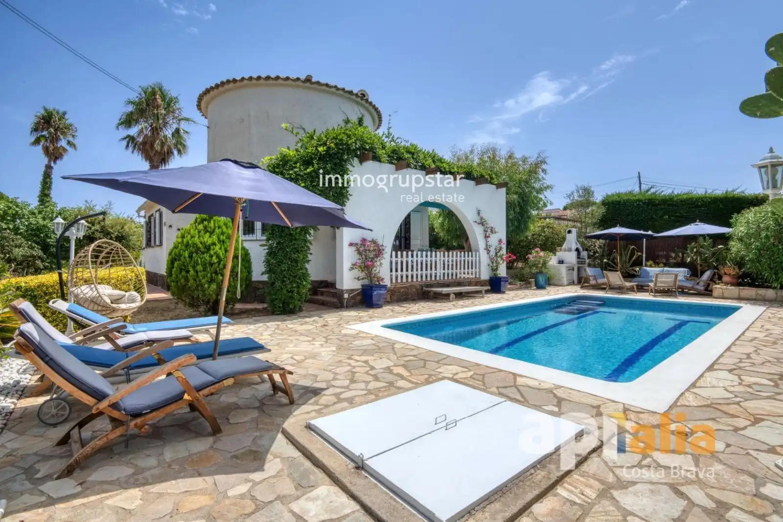 Vista exterior de Casa o chalet en venta en Calonge i Sant Antoni con Calefacción, Terraza y Piscina