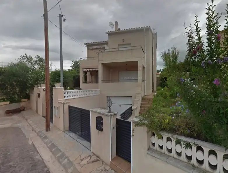Chalet en venta en C/ Constantí
