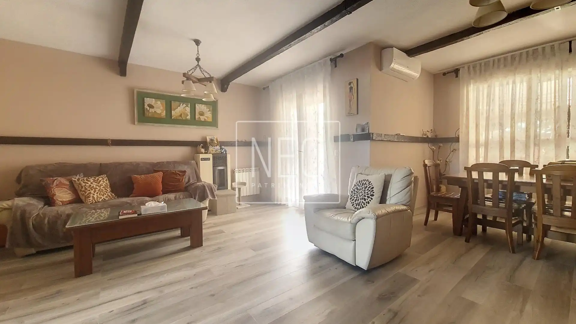 Sala de estar de Casa adosada en venta en Parla con Aire acondicionado, Calefacción y Balcón