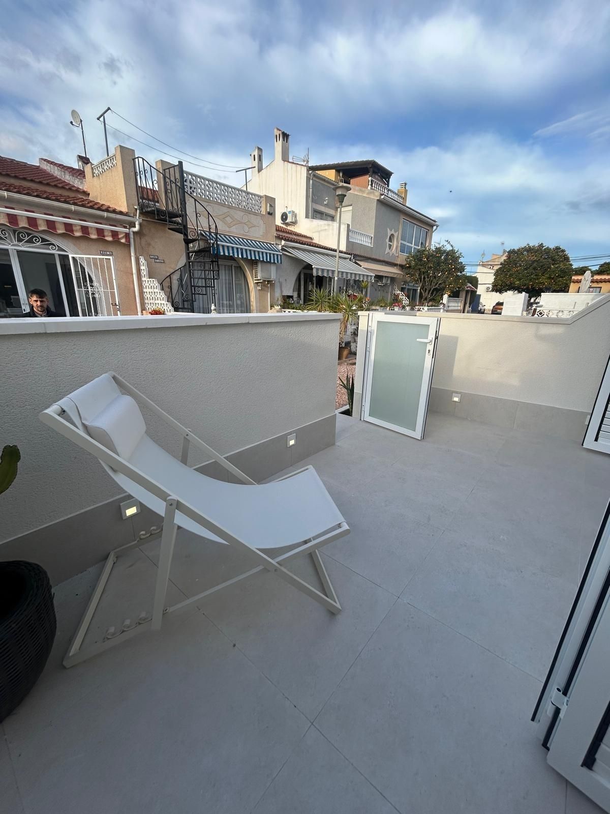 Terraza de Casa adosada en venta en Torrevieja con Aire acondicionado, Terraza y Amueblado
