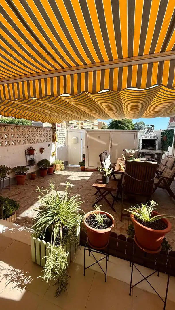 Casa a schiera con piscina in vendita a Avenida BARCELONA, imagen 3