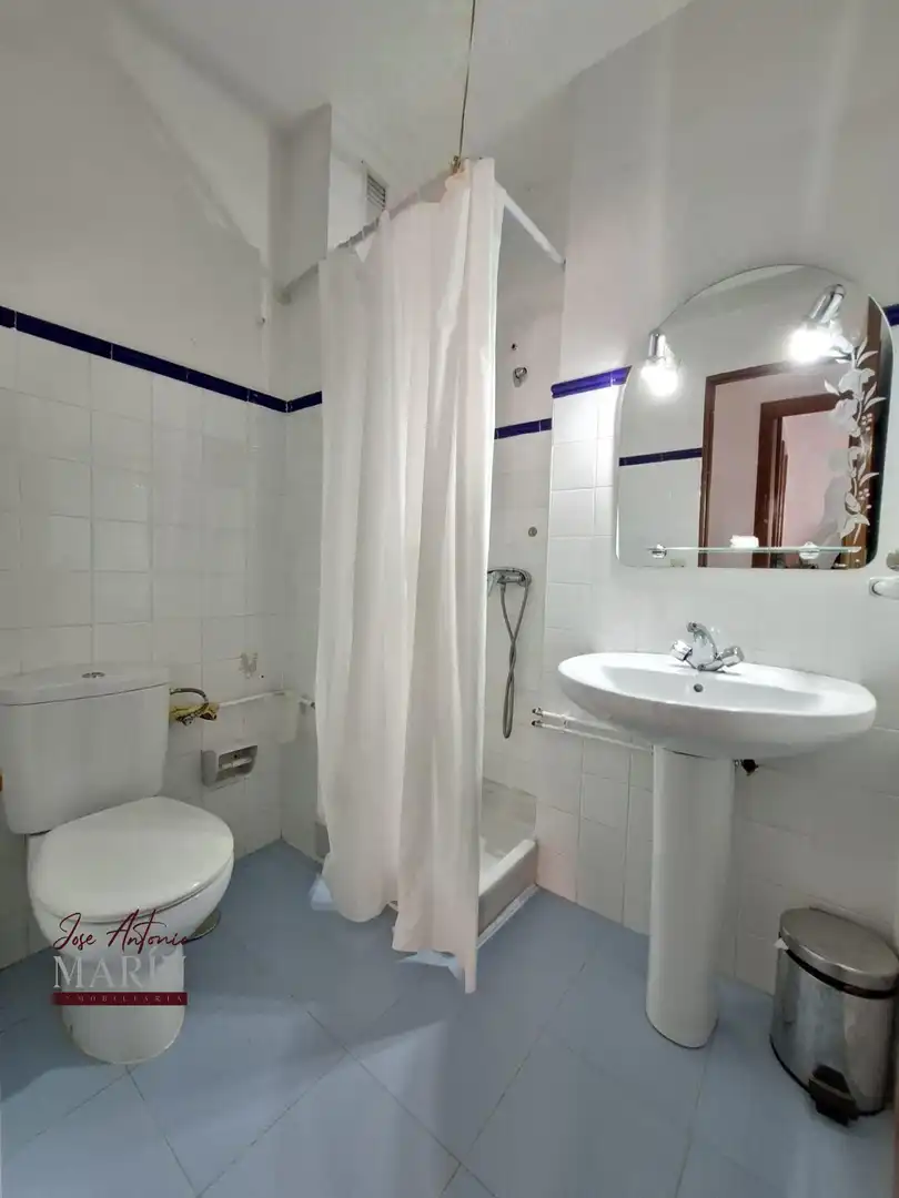 Bany de Pis en venda en Badajoz amb Terrassa