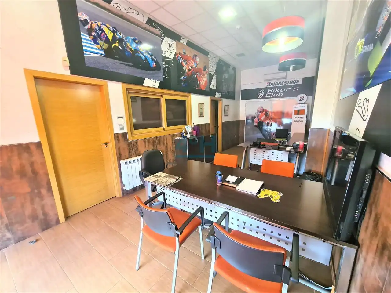 Local comercial de lloguer a Couto, imagen 2