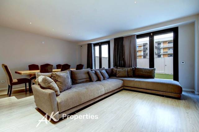 Casa-chalet en Venta en Carrer de Carmen Amaya en Mas Lluí - Els Miralls