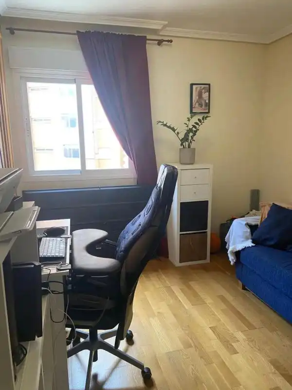 Dormitori de Apartament en venda en Alicante / Alacant amb Aire condicionat