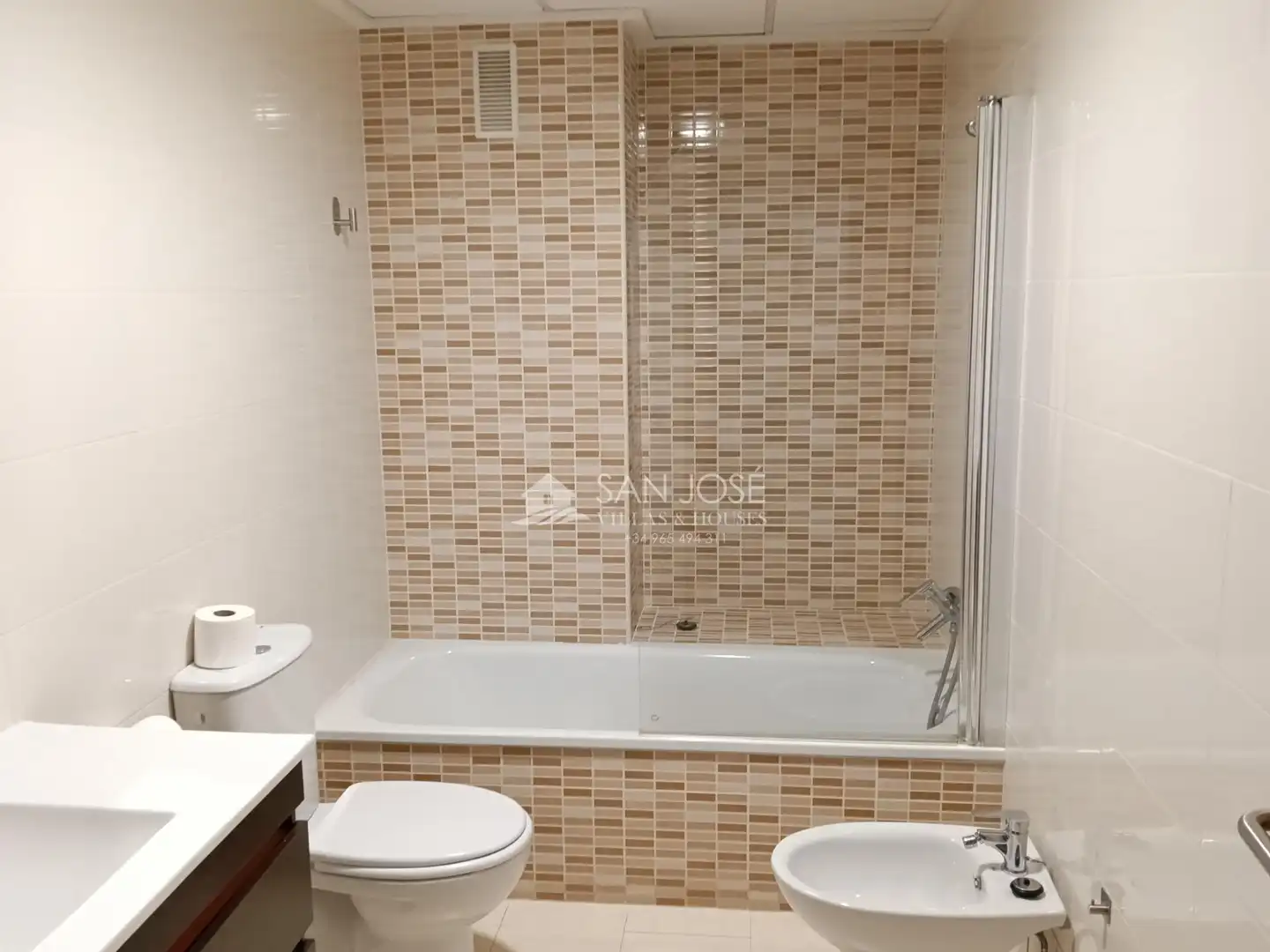 Bathroom of Flat for sale in Aspe  with Heating, Terrace and Storage room