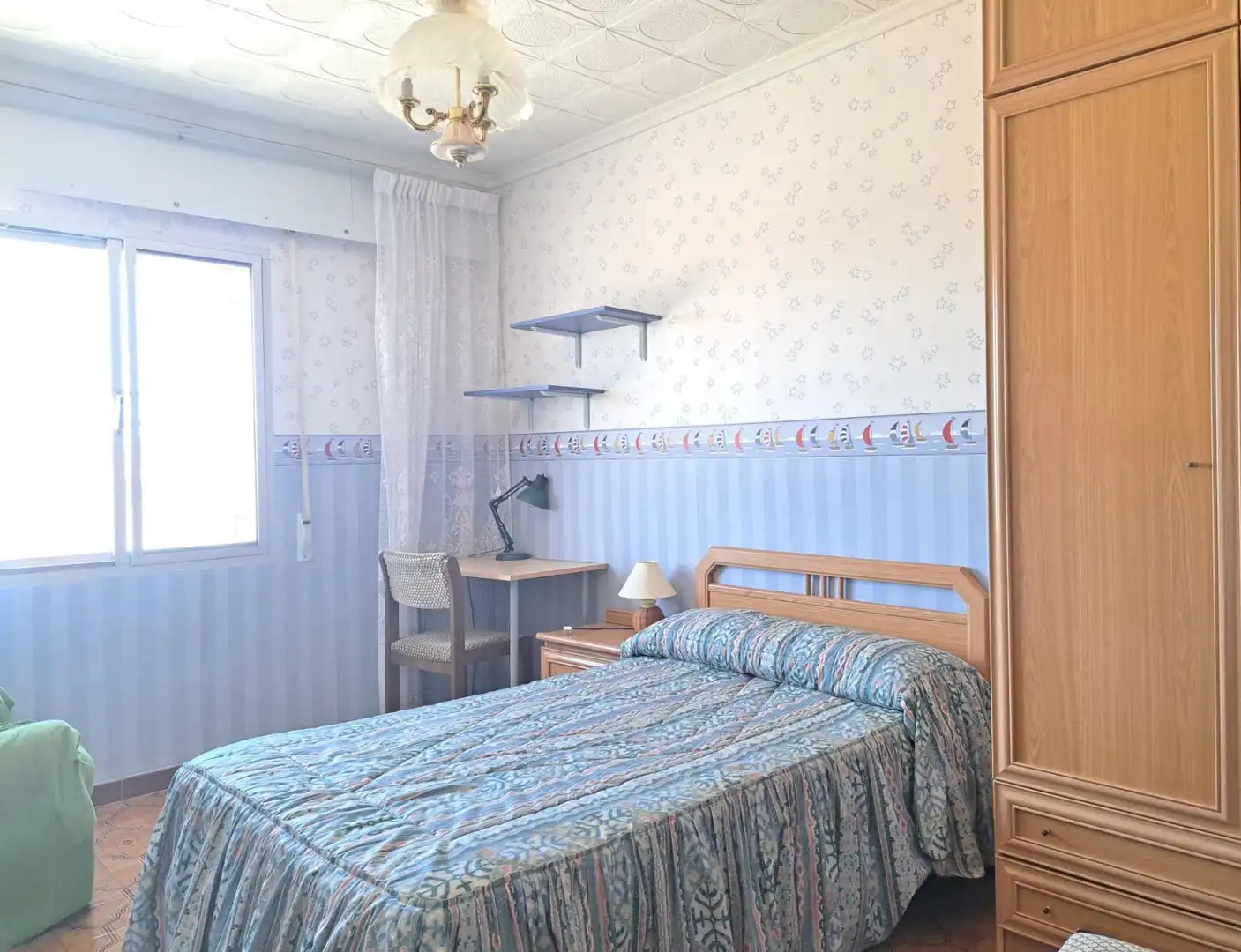 Bedroom of Houses for sale in Villargordo del Cabriel  with Terrace and Storage room