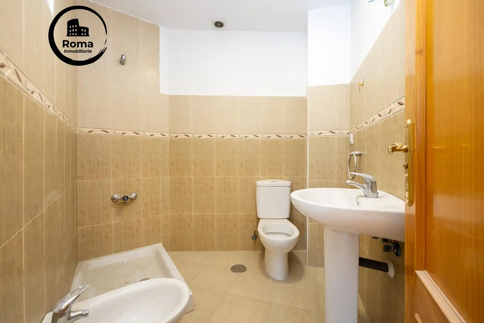 Baño de Piso en venta en Atarfe con Balcón