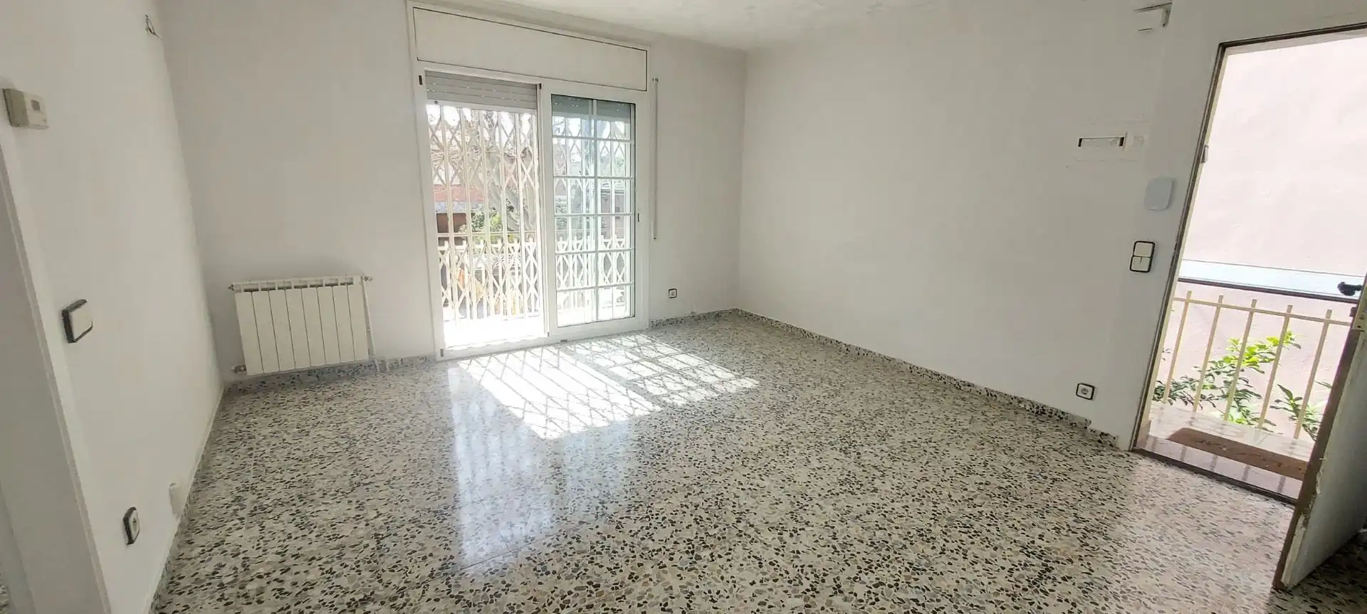 Habitación de Casa o chalet en venta en Barberà del Vallès con Calefacción, Jardín privado y Terraza