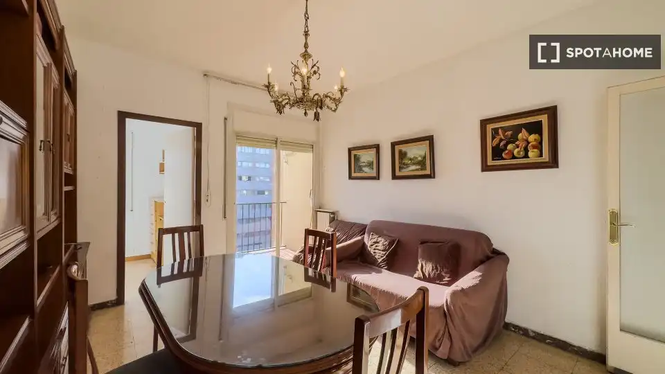 Flat with terrace to rent in Sant Martí, imagen 8