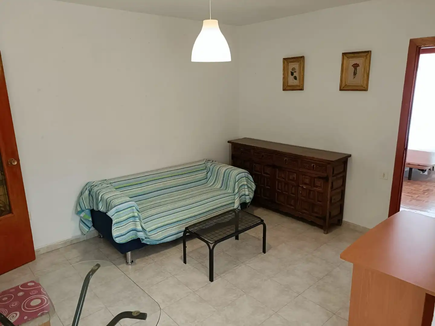 Sala de estar de Piso de alquiler en Granada con Calefacción, Terraza y Amueblado