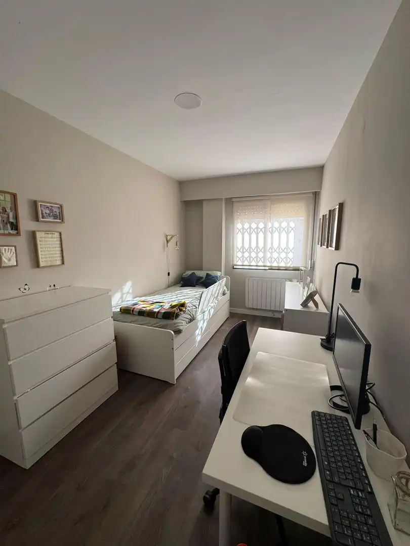Bedroom of Apartments for sale in Valencia  with Air Conditioner and Heating
