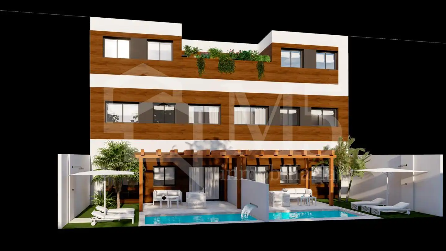 Exterior view of Ground floor for sale in Vélez-Málaga  with Air Conditioner, Terrace and Storage room