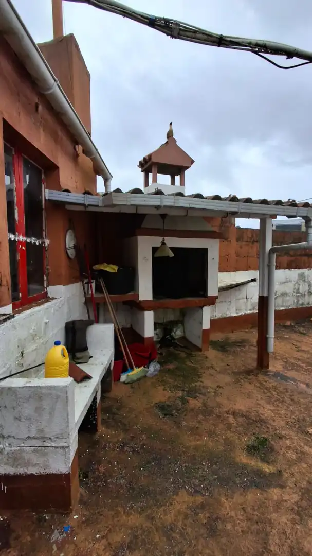 Exterior view of Houses for sale in Boiro  with Private garden and Storage room